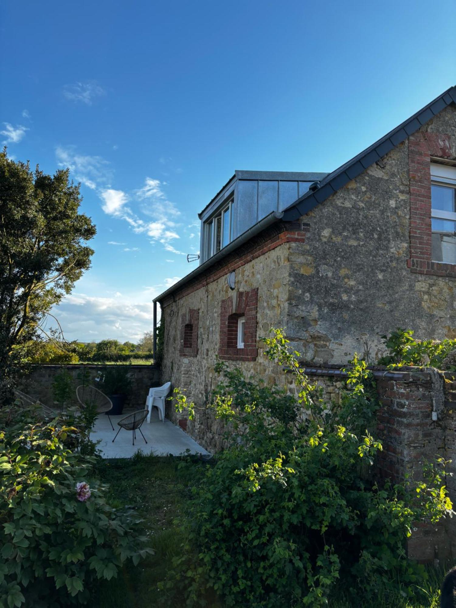 Petite Maison Trungy Exterior photo